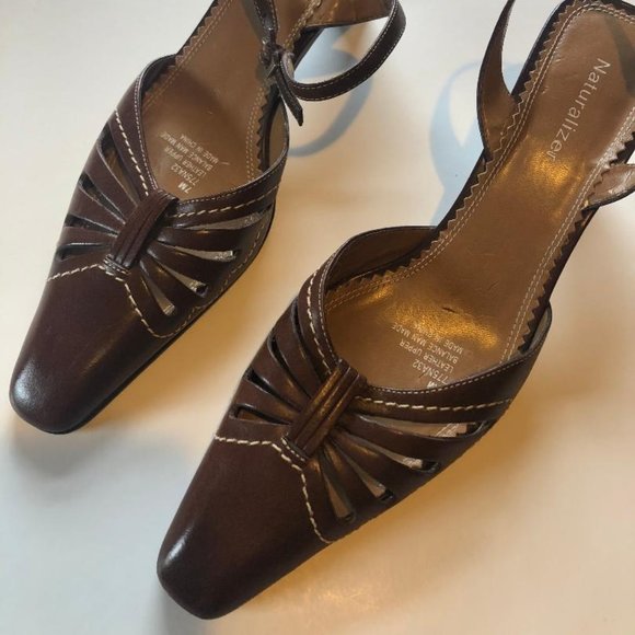 Naturalizer, Brown Women's slingback heels with cut outs, pointed toes, Size 7M - Picture 4 of 11